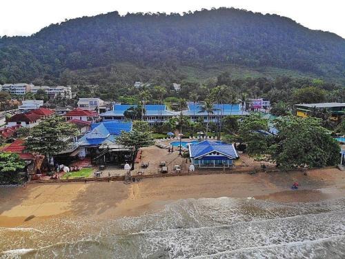 Ko Lanta Resort | Relax at Andaman Lanta Resort with Oceanfront Amenities
