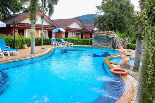 Cherngtalay Resort | Relax at Andaman Seaside Resort with Oceanfront Amenities