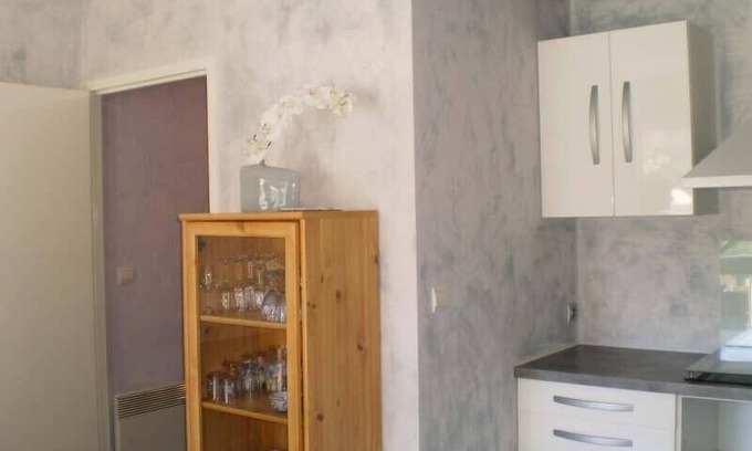Andernos-les-Bains Apartment | Cozy Andernos les Bains Studio Steps from Beach & Port