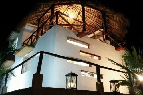 Arroyo Cruz House | Andivi: Oceanfront Escape with Pet-Friendly Amenities