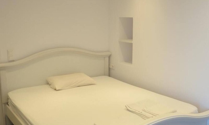 Pitrofos House | Discover Andoni's House: Family-Friendly Retreat in Pitrofos