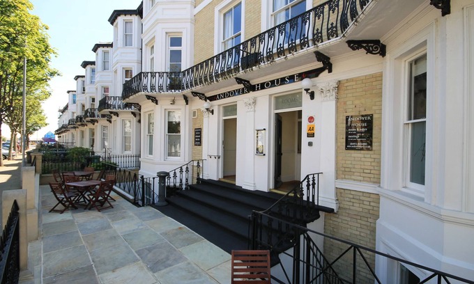 Great Yarmouth Hotel | Discover Andover House Hotel & Restaurant - Adults Only Retreat