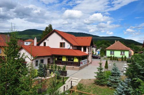 Krasnohorske Podhradie House | Discover András Penzión: Family-Friendly Retreat with Spa