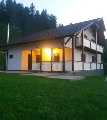 Snidavka Apartment | Andrhouse: Family-Friendly Stay with 9.8/10 Guest Rating