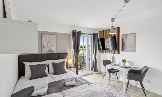 Kaiserslautern Apartment | ANDRISS: Ideal Study & Work Apartment with Balcony & Kitchen