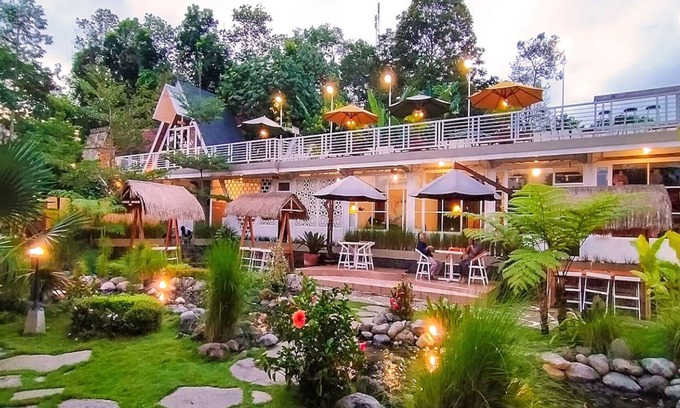 Licin Villa | Family-Friendly Stay at Andung Andung Villa and Resto