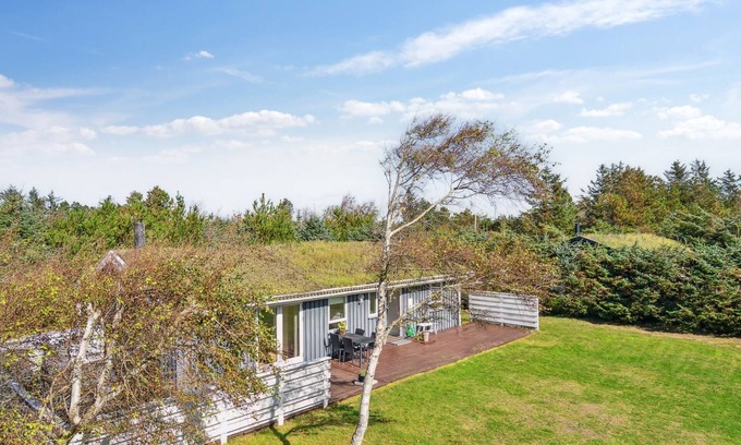 Rødhus House | Relax at Anelisa: Oceanfront Retreat Near the Sea