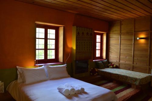 Zagori House | Discover Anemi: Pet-Friendly Retreat with Top Amenities