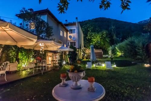 Megalo Chorio House | Relaxing Anerada Inn Suites & Spa - Pet Friendly Retreat