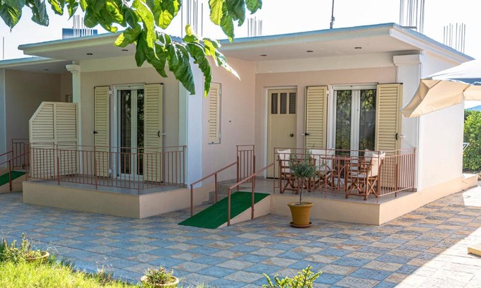 Drepano House | Top-Rated Anesis Residence with Ocean View & Pet Friendly