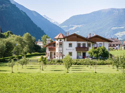 Villa Ottone Apartment | Discover Anewandterhof: Rated 9.3, Pet-Friendly Escape
