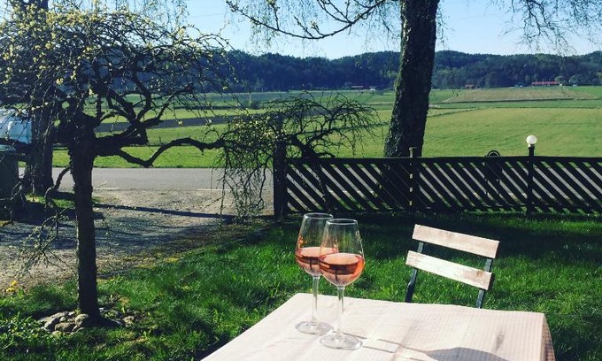 Kungsbacka Apartment | Charming Anexet Hotel: Family-Friendly with Top Ratings