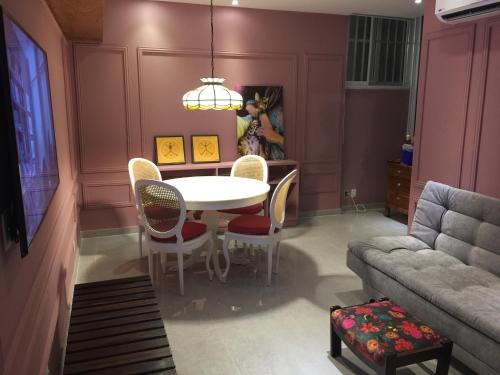 Ipanema Apartment | Oceanfront Escape at Anexo Ipanema – Guest Rated 10/10