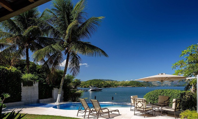 Itanema Villa | Relaxing Beach Villa in Angra dos Reis with Private Pool