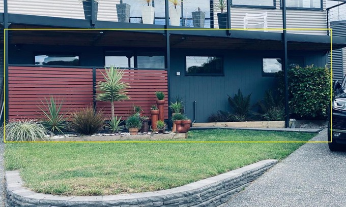 Coles Bay House | Discover Angasi: A Top-Rated 4-Star Retreat Awaits