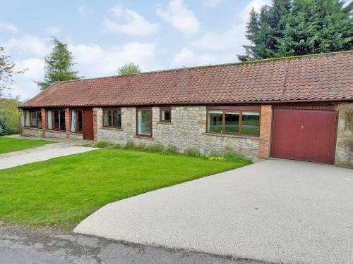 Scawton House | Unforgettable Stays at Angel Cottage - Family-Friendly Oasis