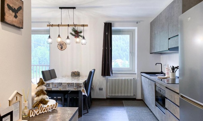 Ponte di Legno Apartment | Angel's Home 3: Family and Pet Friendly Retreat