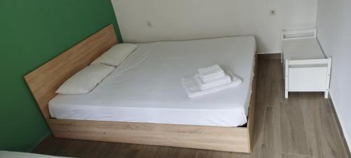 Sozopolis House | Welcoming Angelos Villa: Family-Friendly Stay Awaits