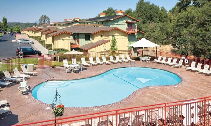 Angels Camp Resort | Relax in Angels Camp - Experience California's Serene Foothills