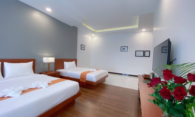 Siem Reap Hotel | Angkor Sivutha Hotel: Family-Friendly with Pool & Spa
