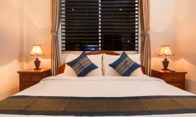 Siem Reap House | Inviting Angkor Sunshine Villa with Kitchen and Cozy Rooms