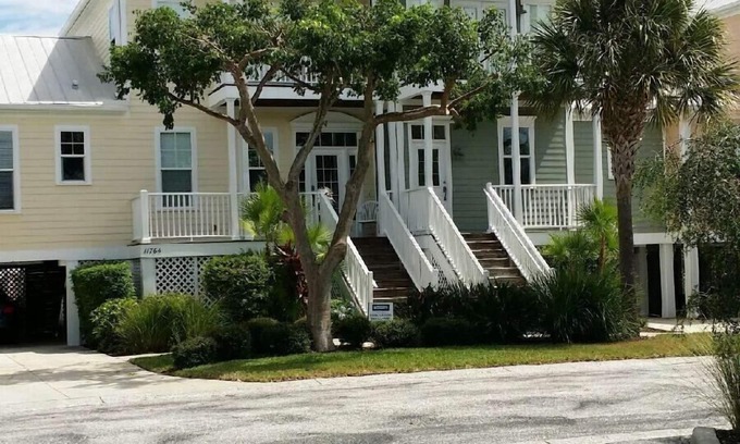 Placida Villa | Beachfront Angler Club Villa with Pool & Spa - Rated 9.8