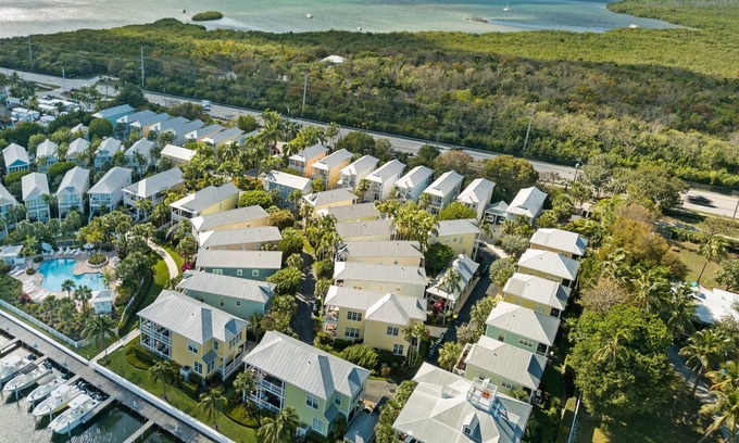 Islamorada House | Discover Angler's Reef Resort: Oceanfront Paradise Awaits