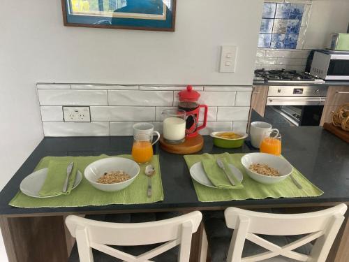 Turangi Bed & Breakfast | Anglers Adventure Paradise BNB Wifi Parking