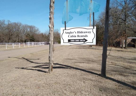 Mead Hotel | Cozy Anglers Hideaway Cabins for Extended Stays