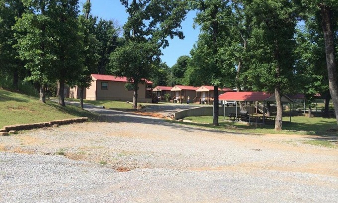 Mead Cabin | Cozy Anglers Hideaway Cabins - Pet and Child Friendly Stay