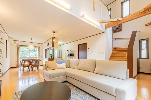 Shimotaga House | Discover ANGO ATAMI I: Family-Friendly Retreat with Top Ratings