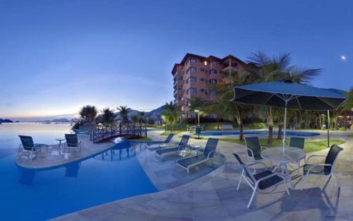 Praia do Jardim Apartment | Scenic Angra dos Reis Condo with Oceanfront Pool Access