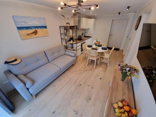 Engure Apartment | Discover Angren Albatross: Beachfront Oasis & Spa Retreat