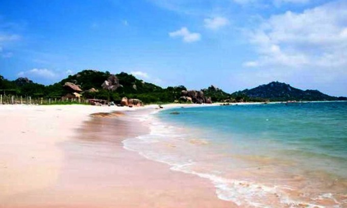 Tinh Gia Hotel | Relax at Anh Phat 2 Hotel with Spa and Family-Friendly Amenities