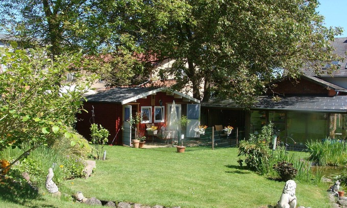 Zarpen Apartment | Discover Anitas Ostseefewo: Pet-Friendly Getaway Near Lübeck