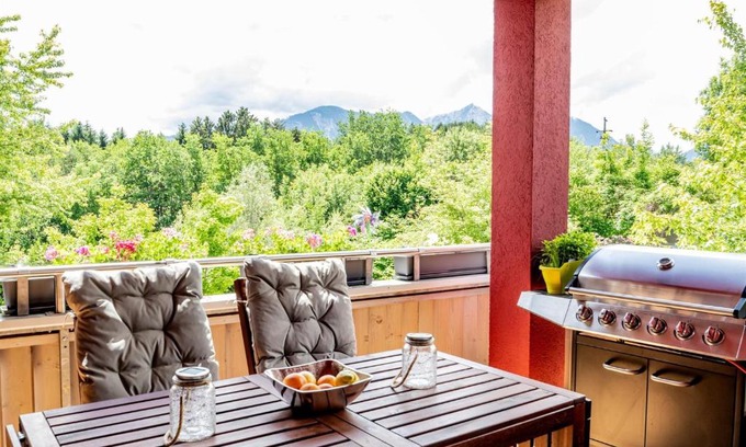 Sankt Kanzian am Klopeiner See Apartment | Child-Friendly Retreat at Anja's Feriendomizil - 10/10 Rated