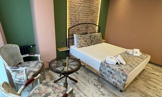 Ankara City Center Apartment | Budget-Friendly Anka Residence with Family Amenities