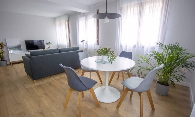 Burgos Apartment | Elegant Stay at Anki - Steps from the Cathedral