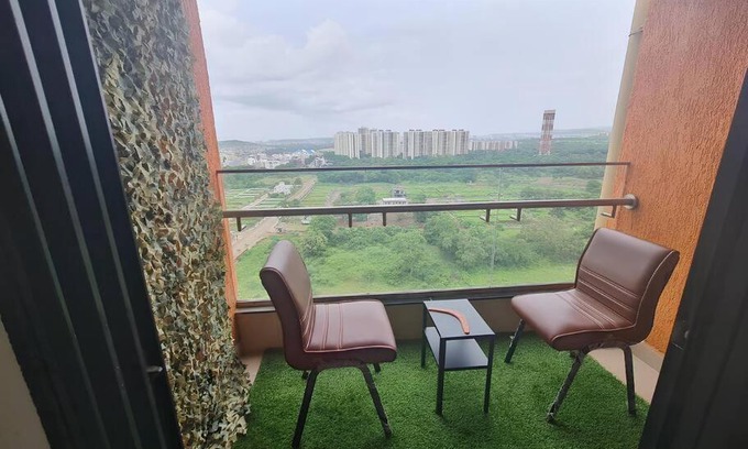 Nanded Apartment | Welcoming Ann's Abode 2.0: Family-Friendly & Accessible Stay