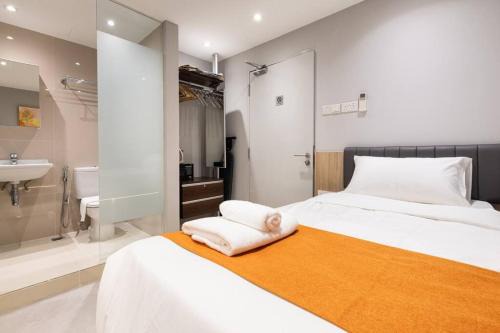Chinatown Apartment | Impeccable Ann Siang Single Room - Rated 10/10 by Guests