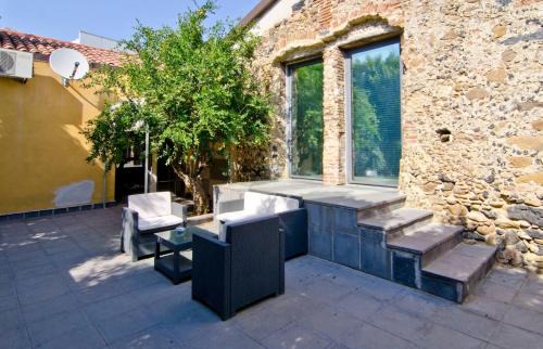 Misterbianco House | Eco-Friendly Escape at Anna e Gaetano with Ocean Views