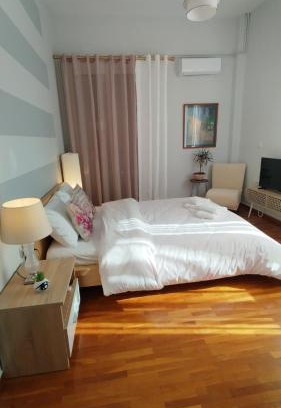 Sparta Apartment | Welcoming Anna's Cozy Place: Family-Friendly Retreat