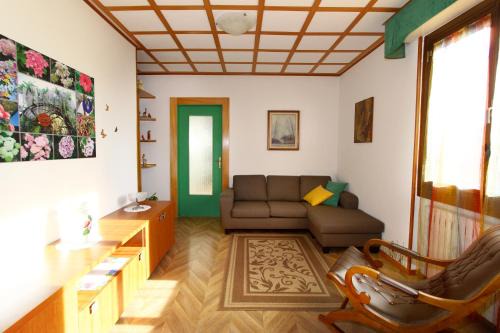 Somma Lombardo House | Family-Friendly Stay at Annabelle with a 9.5/10 Rating