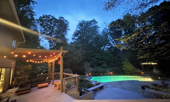 Epping Forest House | Unforgettable Annapolis Garden Suite with Oceanfront Views