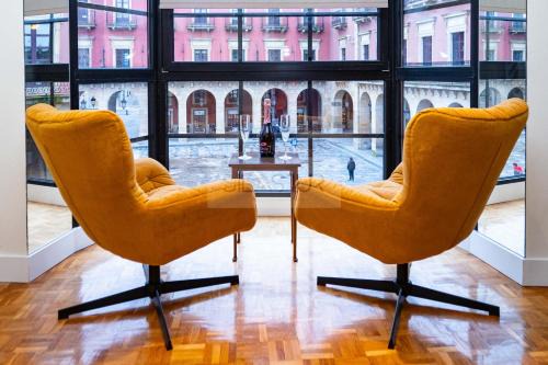 Cimadevilla Apartment | Discover Anne Apartamento: Family & Pet Friendly Retreat