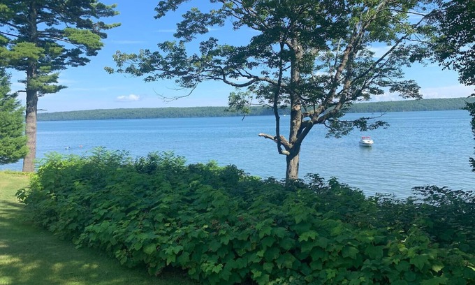 Red Cliff Apartment | Experience Deperrys On the Lake with Ocean Views & Family Fun