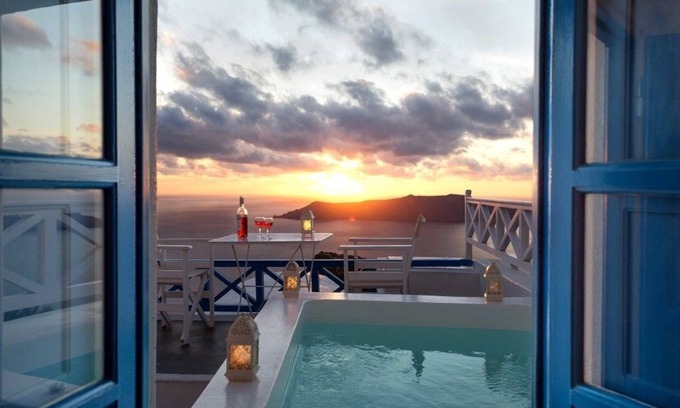 Imerovigli House | Discover Annio Flats: Oceanfront Bliss with Top Reviews
