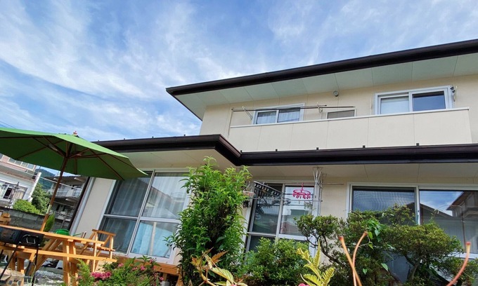 Shimo-yoshida House | Experience Annohousefuji: BBQ, Garden & Guest Rated 9/10