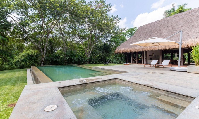 Anapoima Villa | Elegant Retreat at Mesa de Yeguas Country Club with Pools