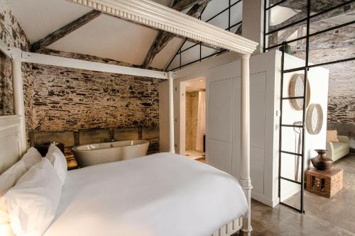 Landscove Bed & Breakfast | Discover ANRÁN at Tidwell Farm: Pet-Friendly Retreat